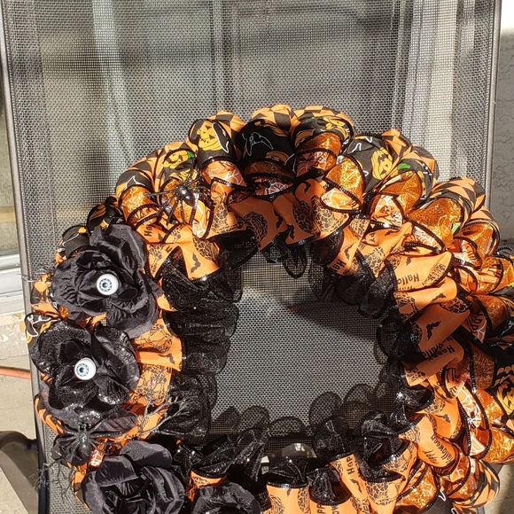 Halloween wreath - Picture 2 of 2